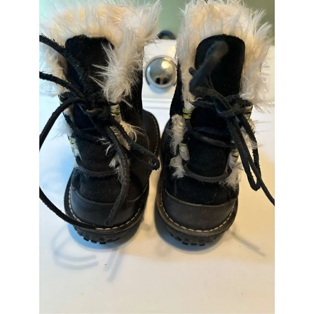Sorel black suede